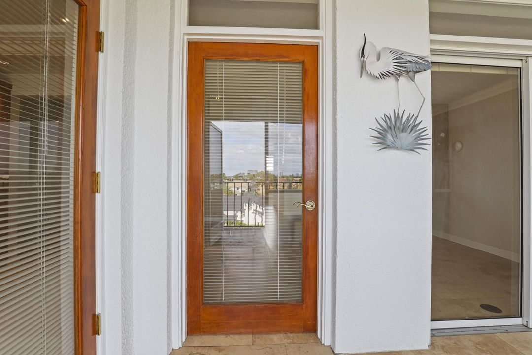 En Venta: $535,000 (2 camas, 2 baños, 990 Pies cuadrados)