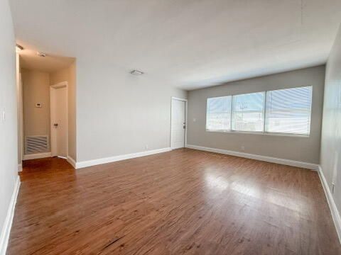 En Renta: $1,650 (2 camas, 1 baños, 750 Pies cuadrados)