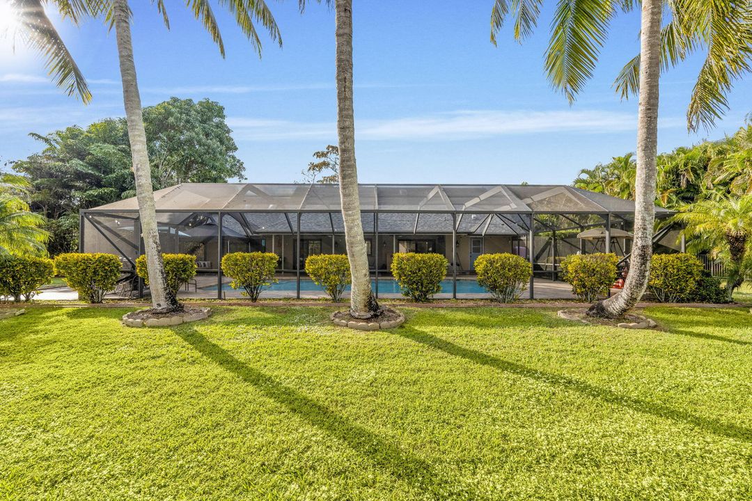 En Venta: $995,000 (4 camas, 3 baños, 2680 Pies cuadrados)