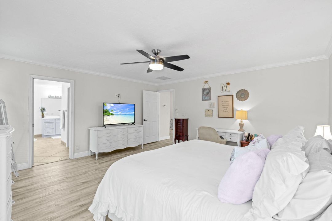 En Venta: $995,000 (4 camas, 3 baños, 2680 Pies cuadrados)