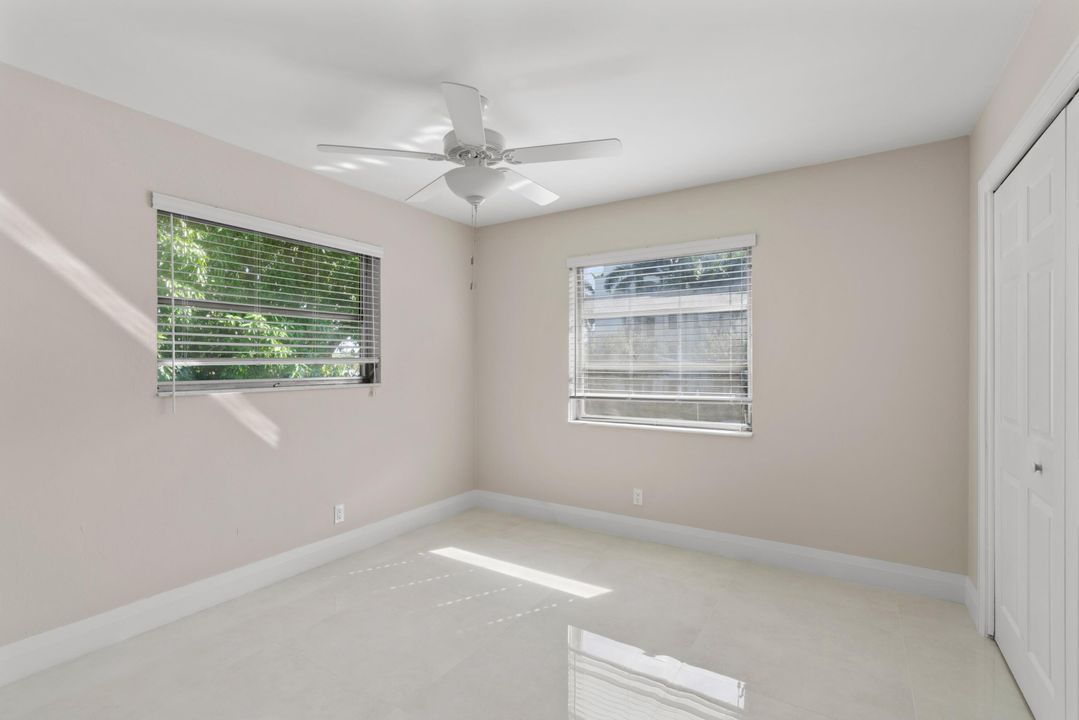 出租: $2,100 (2 贝兹, 1 浴室, 800 平方英尺)