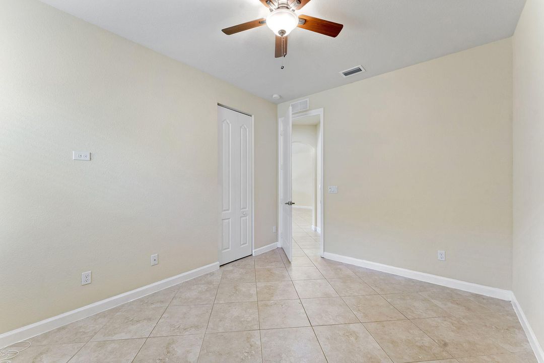 待售: $700,000 (5 贝兹, 3 浴室, 2816 平方英尺)