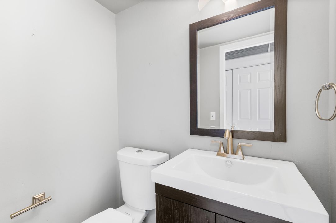 待售: $115,000 (1 贝兹, 1 浴室, 738 平方英尺)