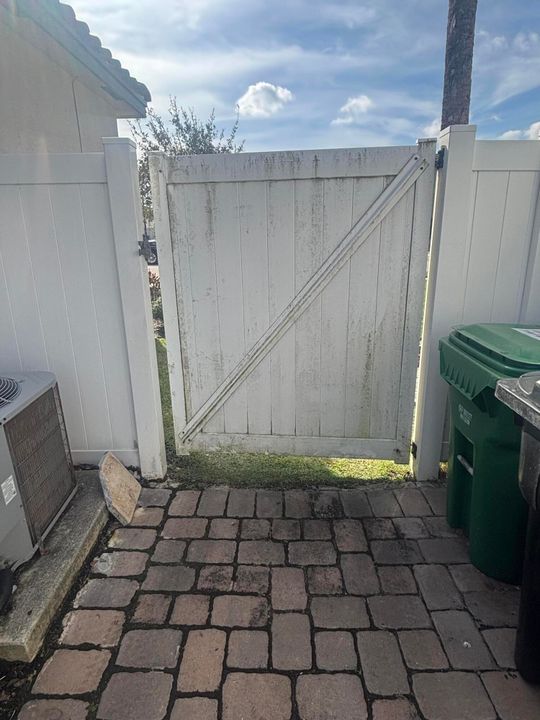 В аренду: $2,800 (3 спален, 2 ванн, 1649 Квадратных фут)