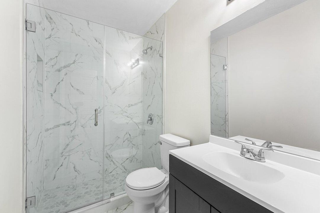 En Venta: $325,000 (3 camas, 2 baños, 1312 Pies cuadrados)