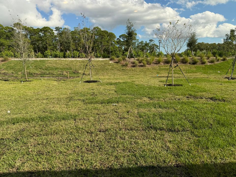 В аренду: $2,750 (4 спален, 2 ванн, 1937 Квадратных фут)