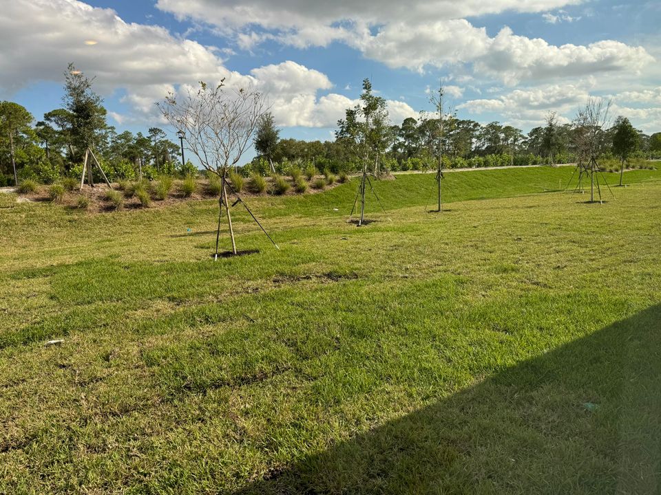 В аренду: $2,750 (4 спален, 2 ванн, 1937 Квадратных фут)