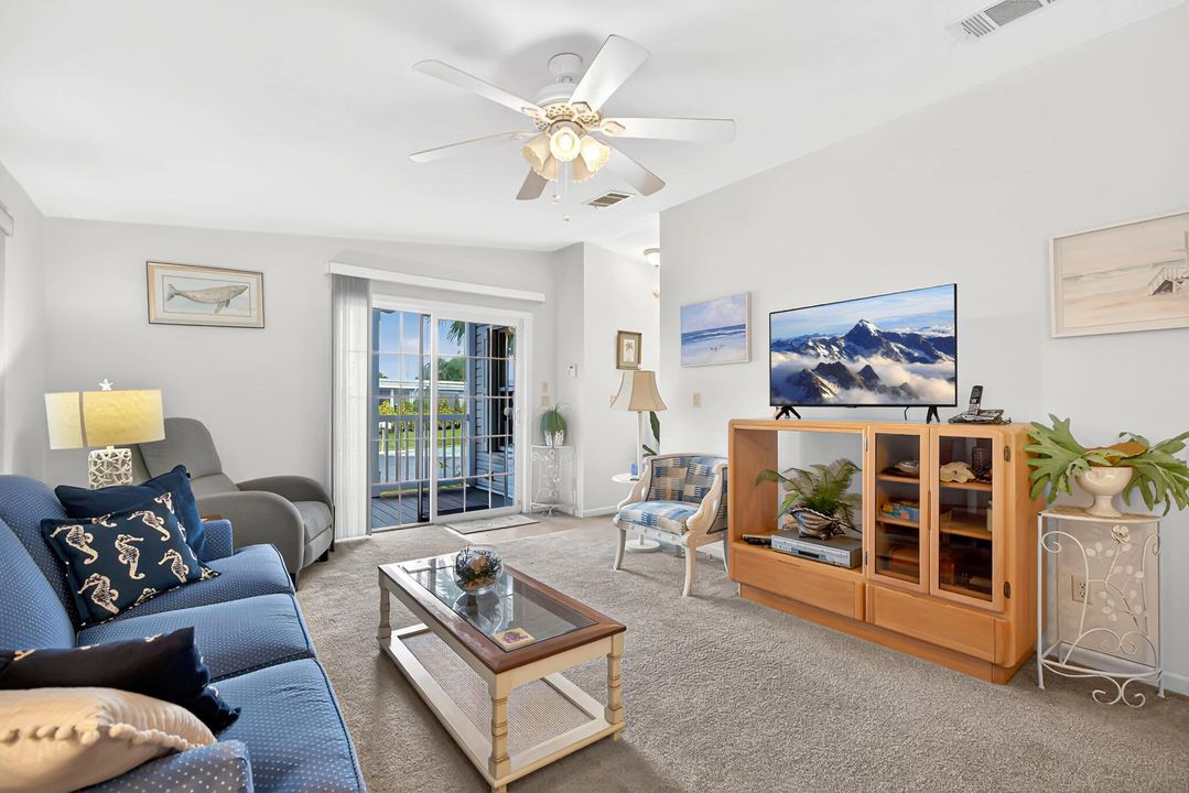 На продажу: $220,000 (3 спален, 2 ванн, 1365 Квадратных фут)