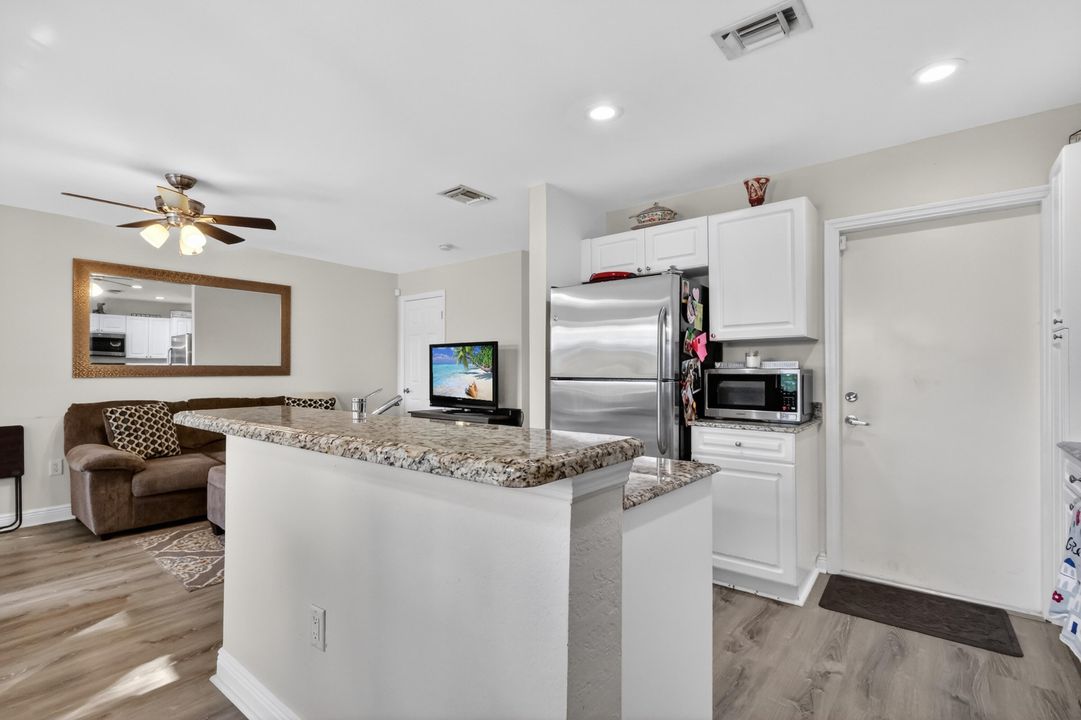 For Sale: $399,000 (3 beds, 2 baths, 1441 Square Feet)