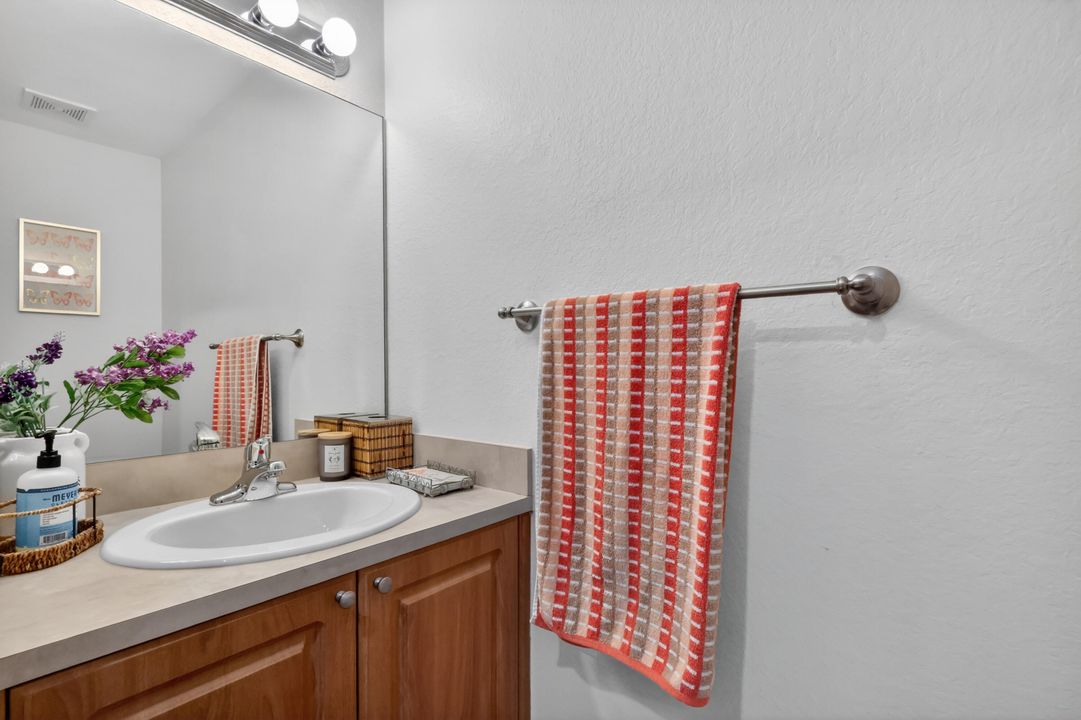 For Sale: $399,000 (3 beds, 2 baths, 1441 Square Feet)