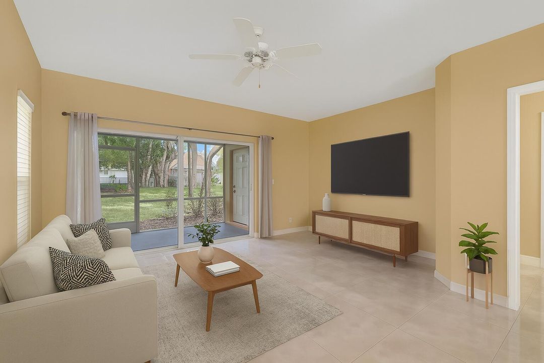 For Sale: $324,000 (2 beds, 2 baths, 1008 Square Feet)