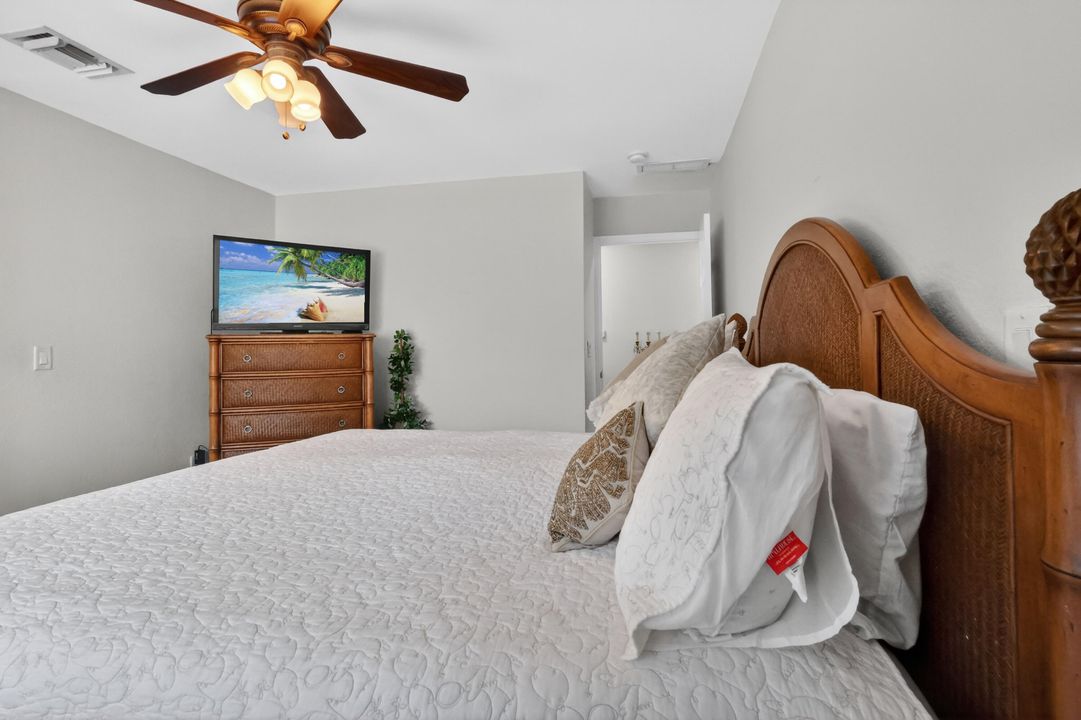 For Sale: $399,000 (3 beds, 2 baths, 1441 Square Feet)