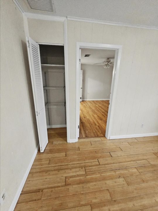 For Sale: $277,000 (2 beds, 2 baths, 1441 Square Feet)