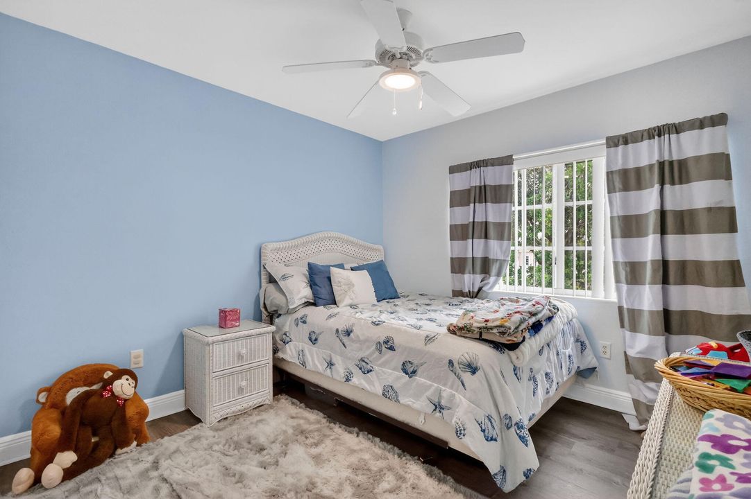 For Sale: $399,000 (3 beds, 2 baths, 1441 Square Feet)