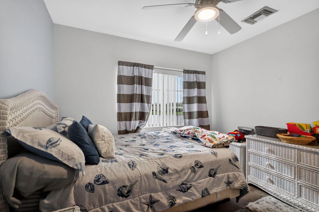 For Sale: $399,000 (3 beds, 2 baths, 1441 Square Feet)