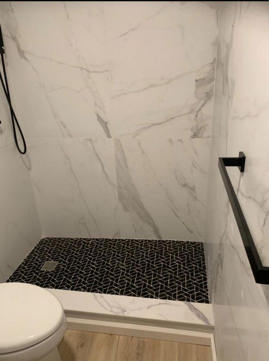 For Rent: $2,400 (2 beds, 2 baths, 1031 Square Feet)