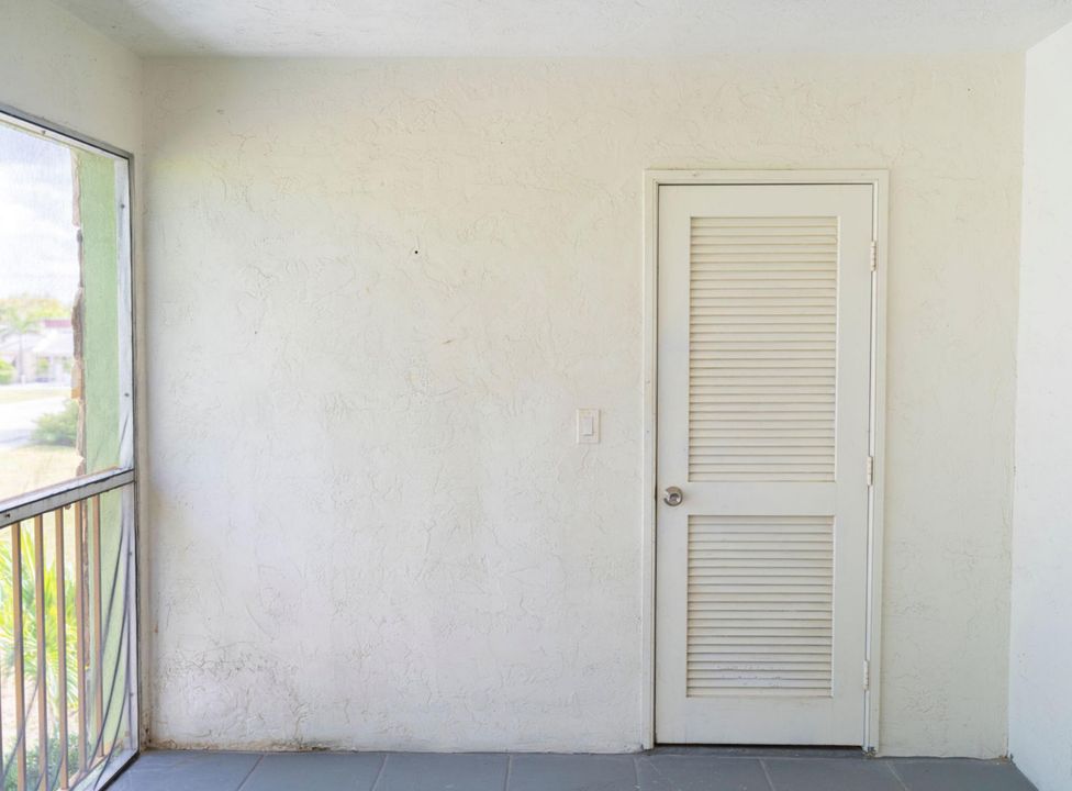 For Rent: $2,400 (2 beds, 2 baths, 1031 Square Feet)