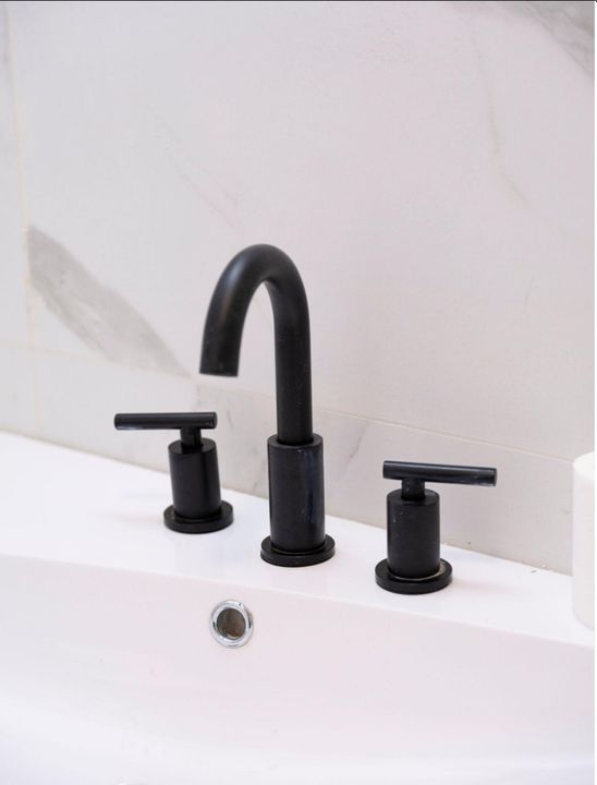 For Rent: $2,400 (2 beds, 2 baths, 1031 Square Feet)