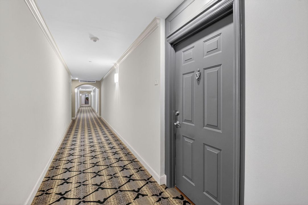 待售: $625,000 (2 贝兹, 2 浴室, 1073 平方英尺)