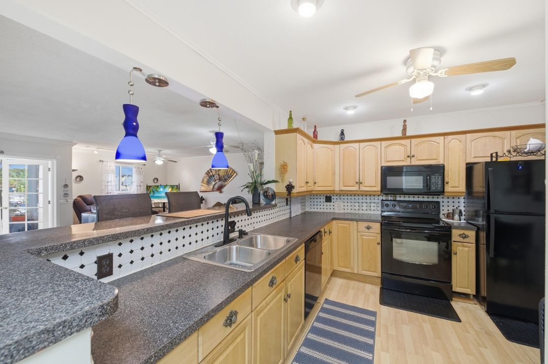 В аренду: $1,500 (1 спален, 1 ванн, 1074 Квадратных фут)