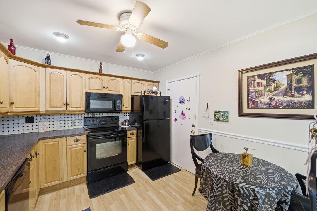 В аренду: $1,500 (1 спален, 1 ванн, 1074 Квадратных фут)