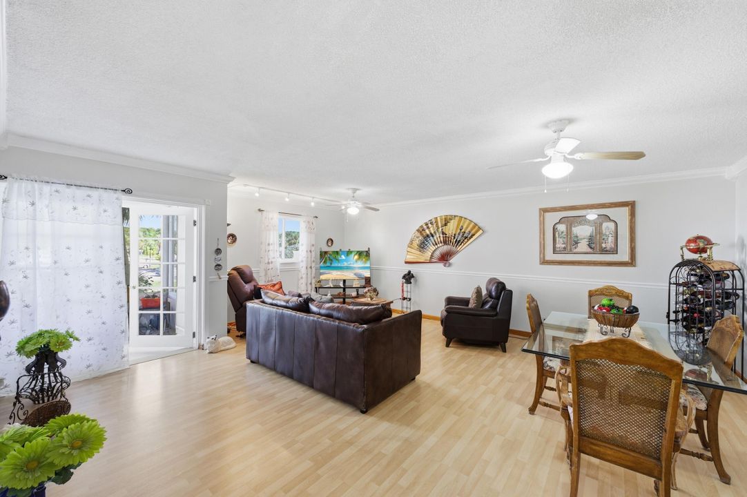 В аренду: $1,500 (1 спален, 1 ванн, 1074 Квадратных фут)