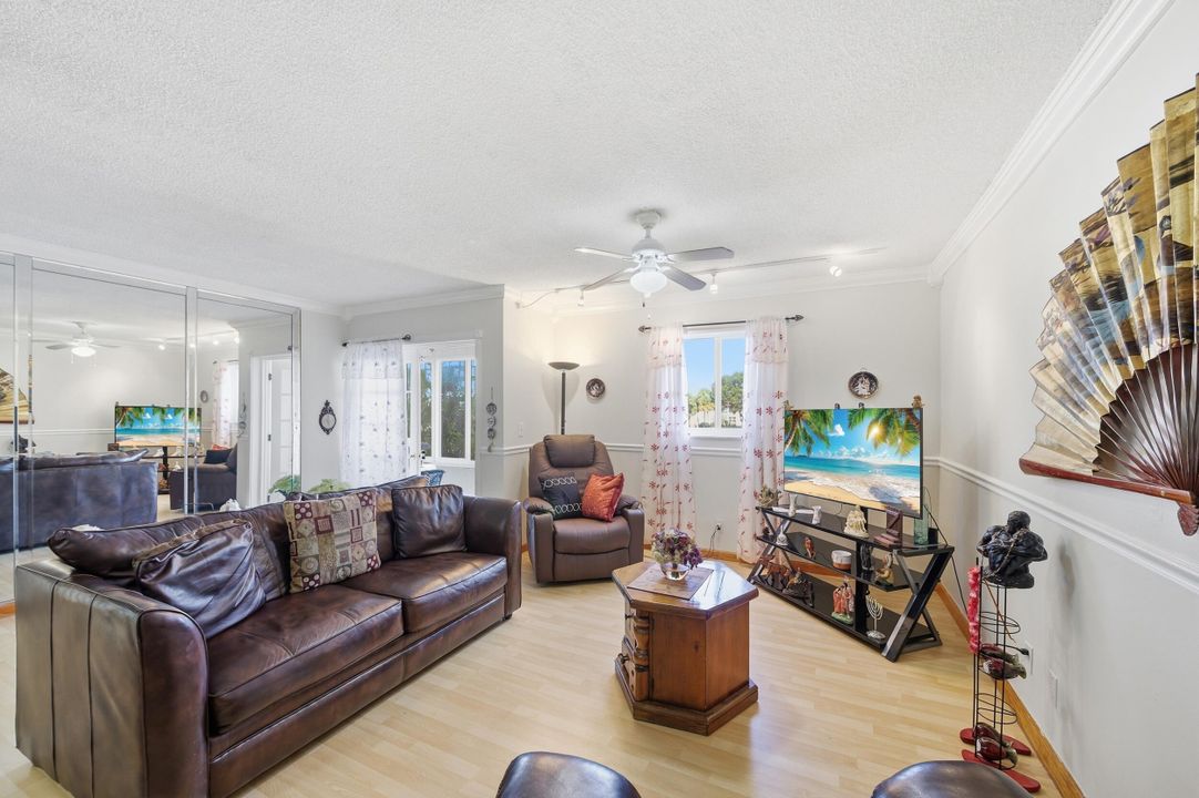 В аренду: $1,500 (1 спален, 1 ванн, 1074 Квадратных фут)