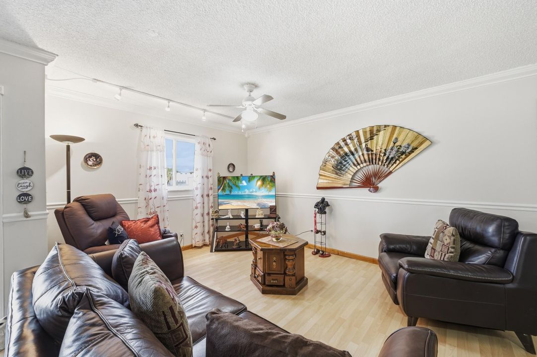 В аренду: $1,500 (1 спален, 1 ванн, 1074 Квадратных фут)