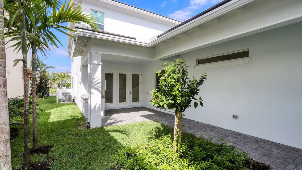 For Rent: $9,500 (4 beds, 4 baths, 3522 Square Feet)