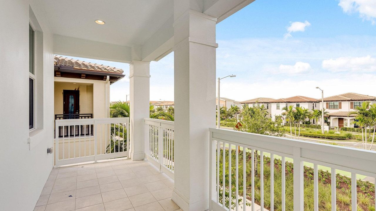 For Rent: $9,500 (4 beds, 4 baths, 3522 Square Feet)