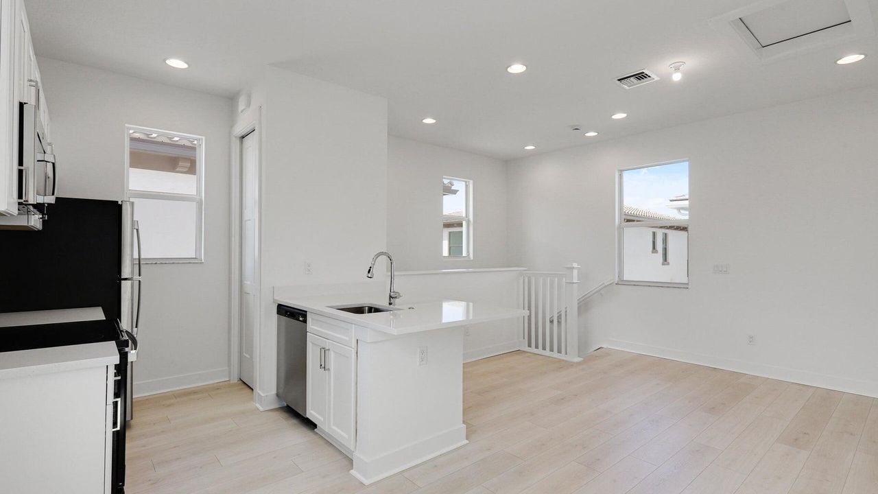 For Rent: $9,500 (4 beds, 4 baths, 3522 Square Feet)