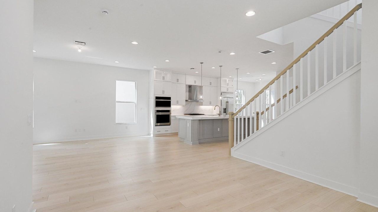 For Rent: $9,500 (4 beds, 4 baths, 3522 Square Feet)