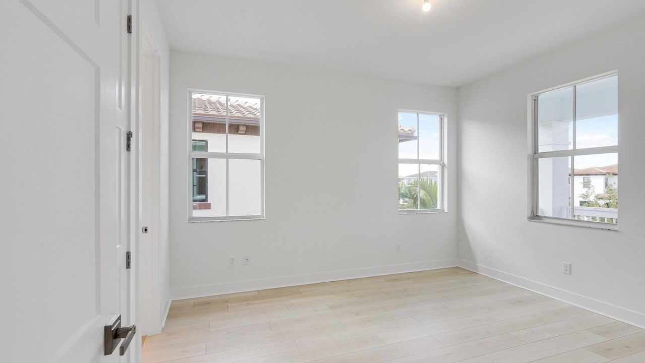 For Rent: $9,500 (4 beds, 4 baths, 3522 Square Feet)