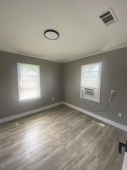 En Venta: $249,900 (3 camas, 1 baños, 816 Pies cuadrados)