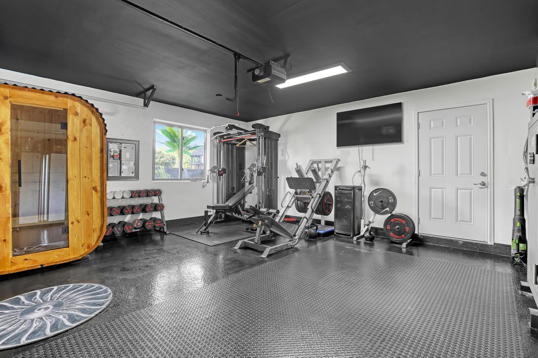 For Sale: $850,000 (3 beds, 2 baths, 1778 Square Feet)