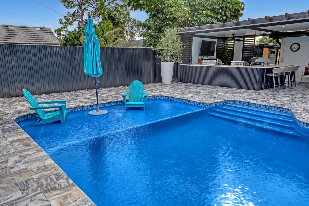 For Sale: $850,000 (3 beds, 2 baths, 1778 Square Feet)