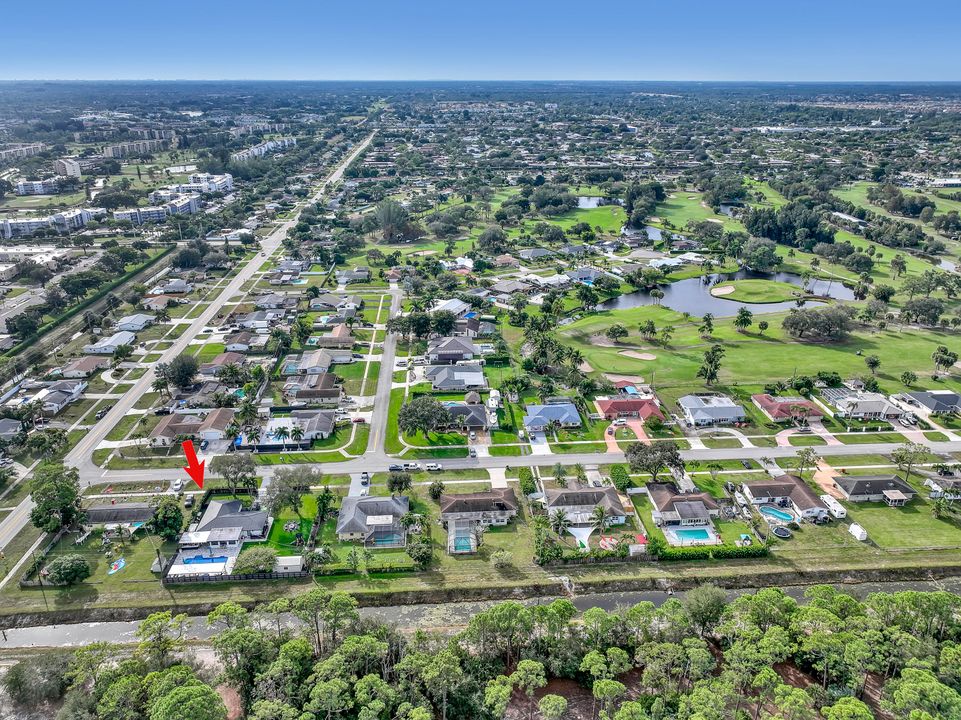 For Sale: $850,000 (3 beds, 2 baths, 1778 Square Feet)