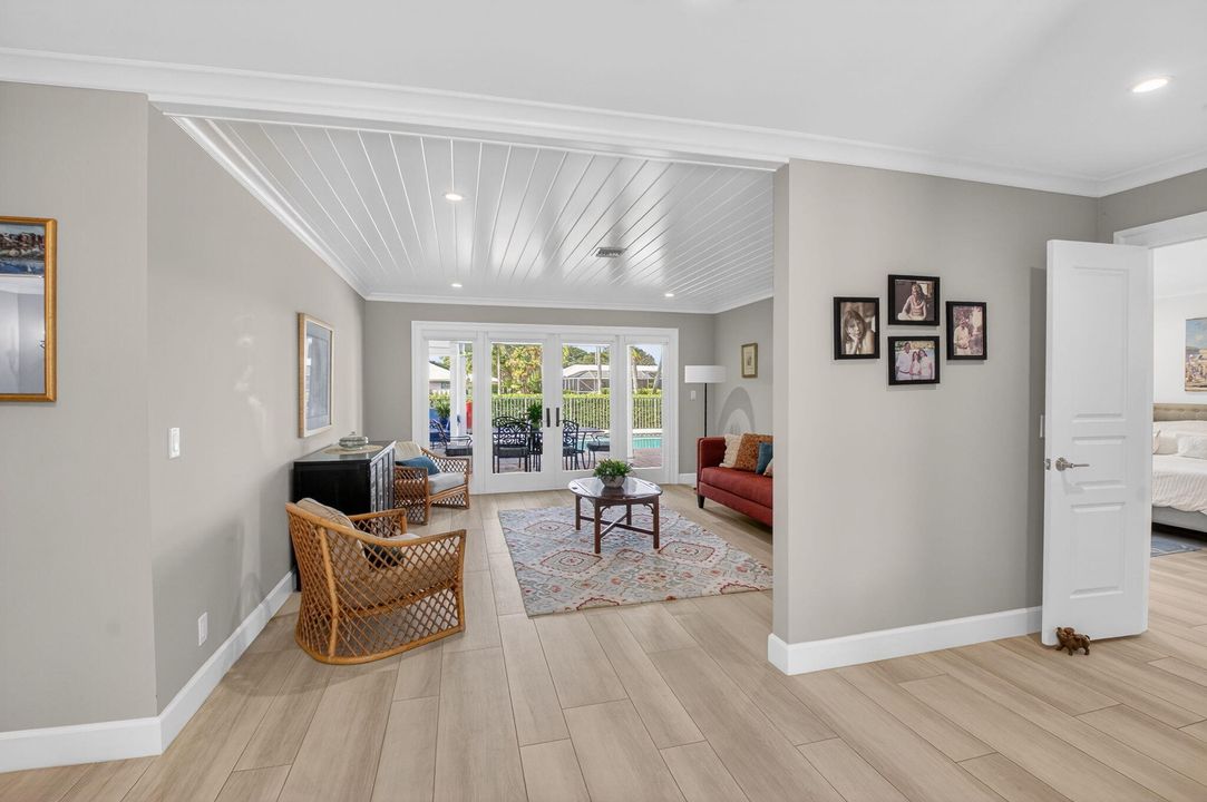 For Sale: $1,750,000 (4 beds, 3 baths, 2884 Square Feet)