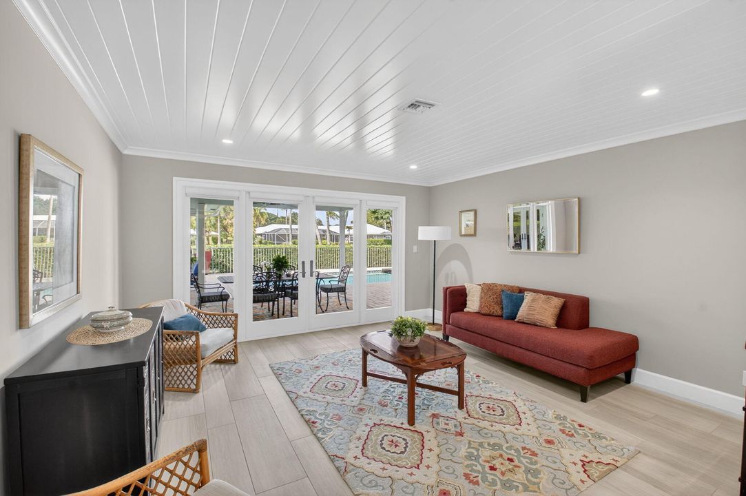 For Sale: $1,750,000 (4 beds, 3 baths, 2884 Square Feet)