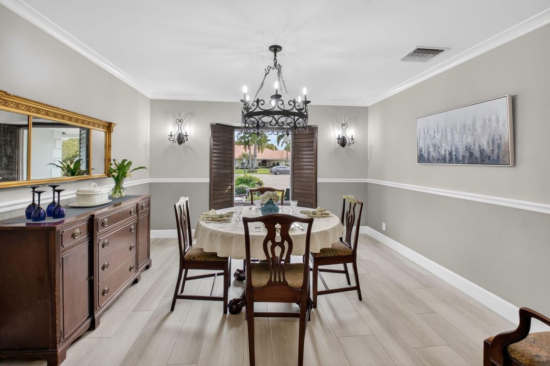 For Sale: $1,750,000 (4 beds, 3 baths, 2884 Square Feet)