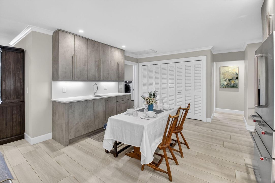 For Sale: $1,750,000 (4 beds, 3 baths, 2884 Square Feet)