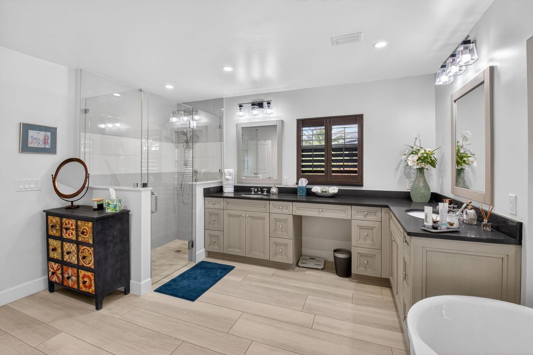 For Sale: $1,750,000 (4 beds, 3 baths, 2884 Square Feet)