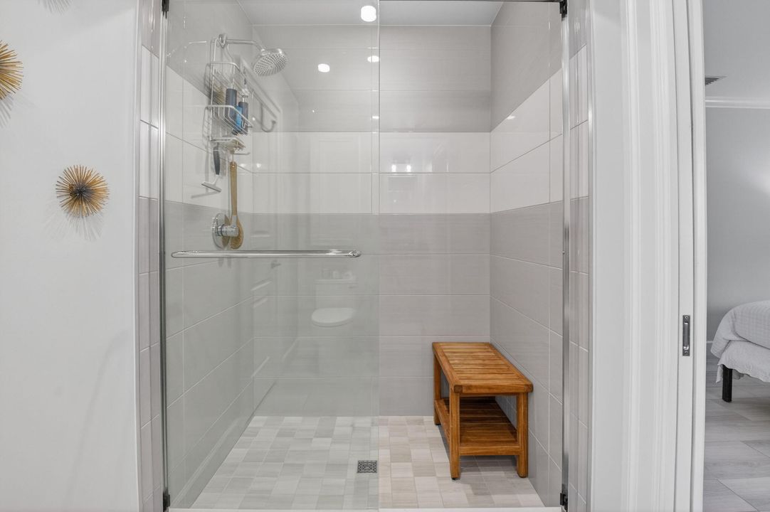 For Sale: $1,750,000 (4 beds, 3 baths, 2884 Square Feet)