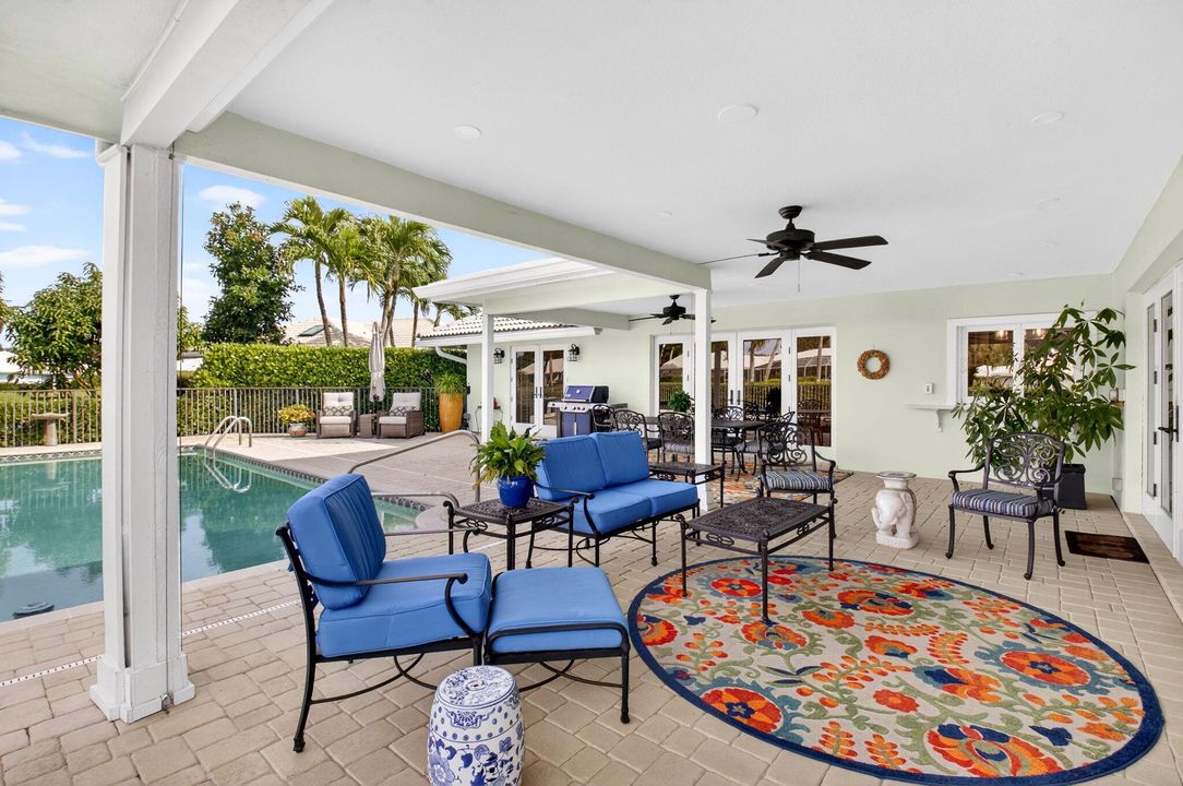 For Sale: $1,750,000 (4 beds, 3 baths, 2884 Square Feet)