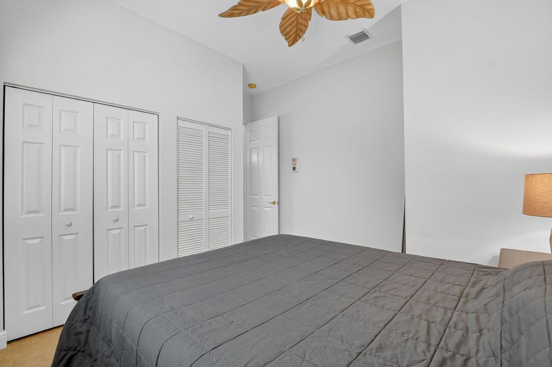 For Rent: $5,000 (5 beds, 3 baths, 3574 Square Feet)