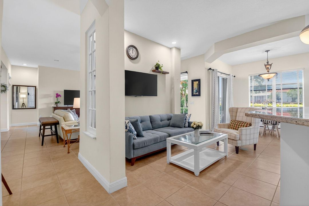 For Rent: $5,000 (5 beds, 3 baths, 3574 Square Feet)