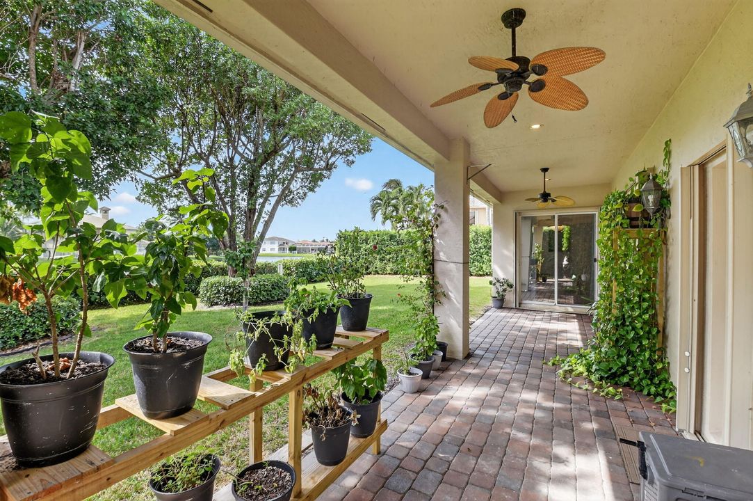 For Rent: $5,000 (5 beds, 3 baths, 3574 Square Feet)