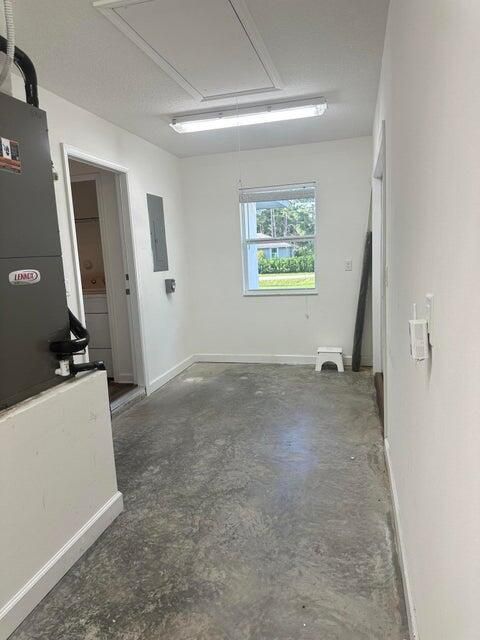 出租: $2,750 (2 贝兹, 1 浴室, 1029 平方英尺)