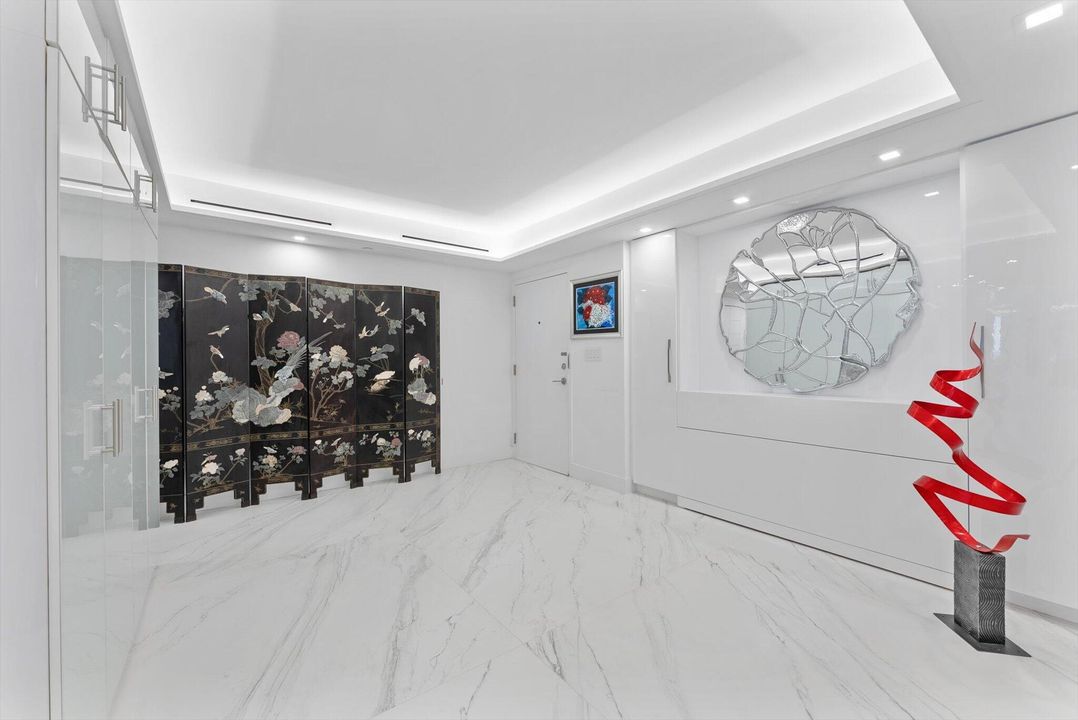 For Sale: $2,000,000 (2 beds, 2 baths, 2210 Square Feet)