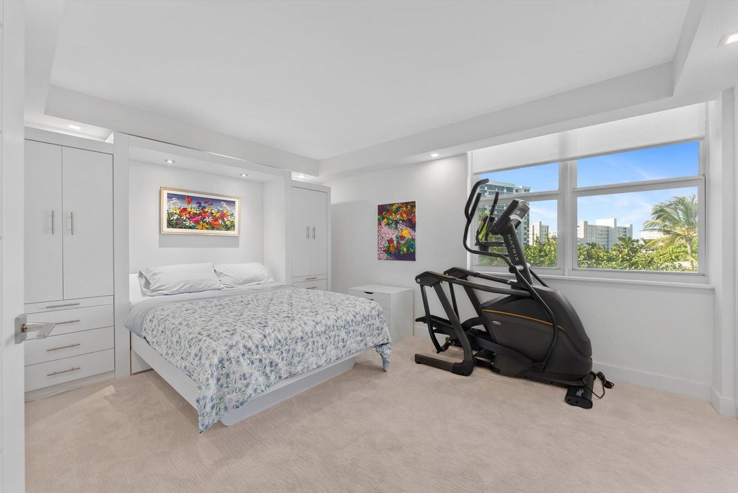 For Sale: $2,000,000 (2 beds, 2 baths, 2210 Square Feet)